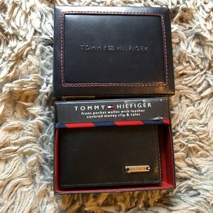 Tommy Hilfiger Men’s Wallet New in Box Black